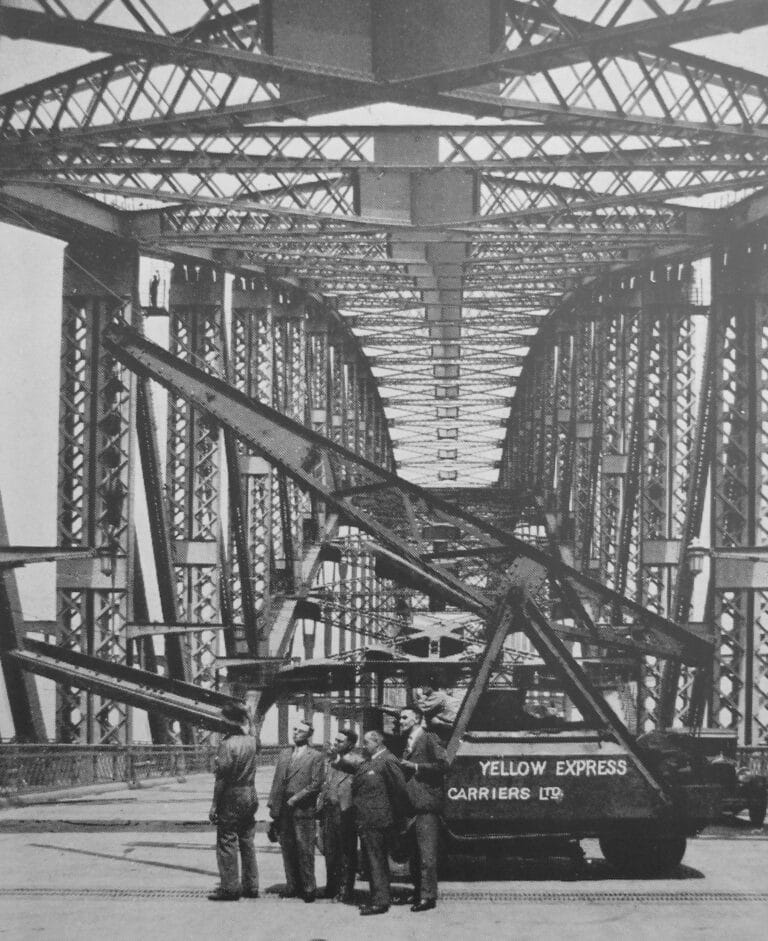 Yellow Express Harbour Bridge
